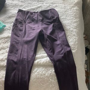 Apana plum leggings size medium